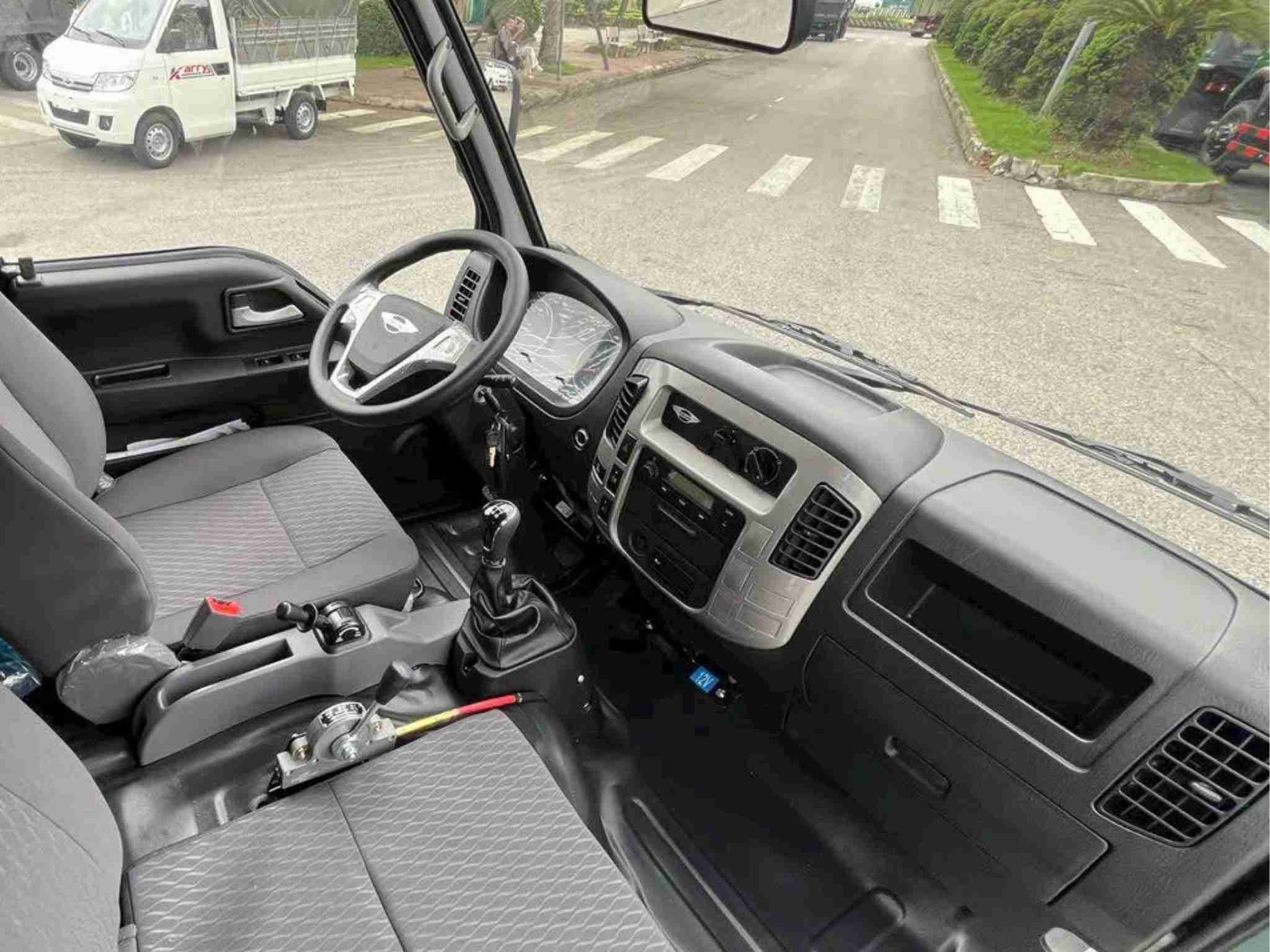 noi-that-xe-ben-tmt-3.5-tan-fl350d